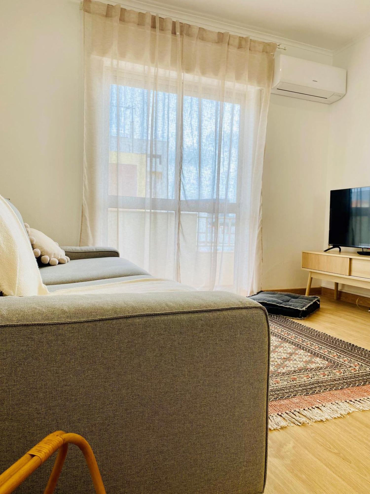 Bright Modern 3 Bedroom In Portimao Downtown Exterior foto